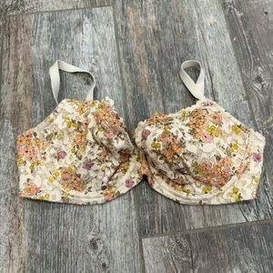EUC 36DD Victoria’s Secret Bralette